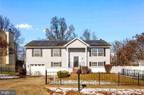 5008 Boydell Ave, Oxon Hill, MD, 20745-3760 | Card Image