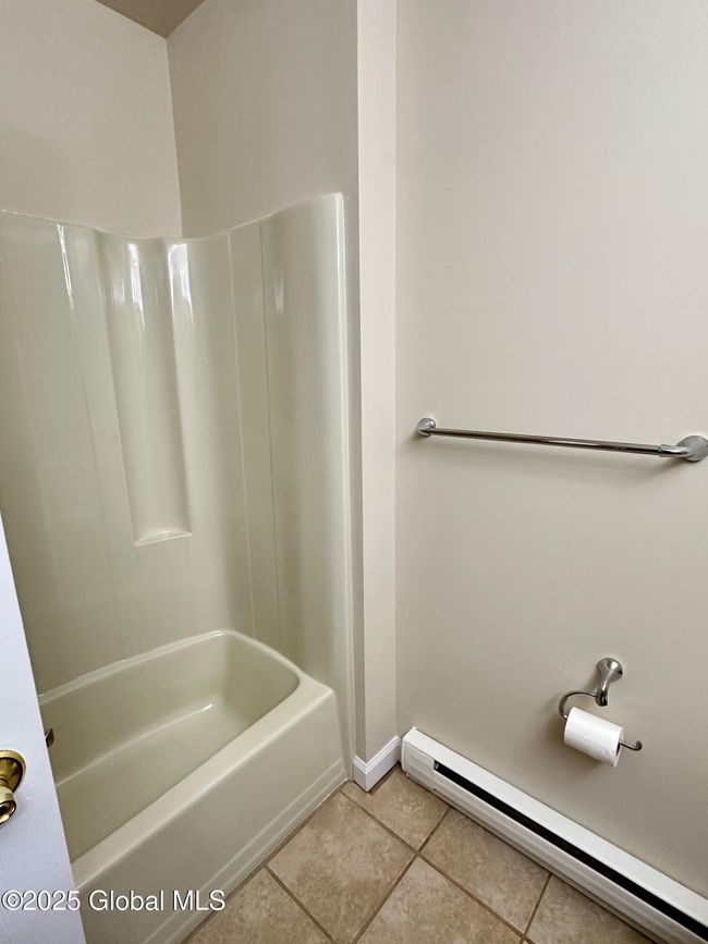 3D - 3 Salem Ct, Townhouse with 2 bedrooms, 2 bathrooms and 1 parking in Albany NY | Image 21