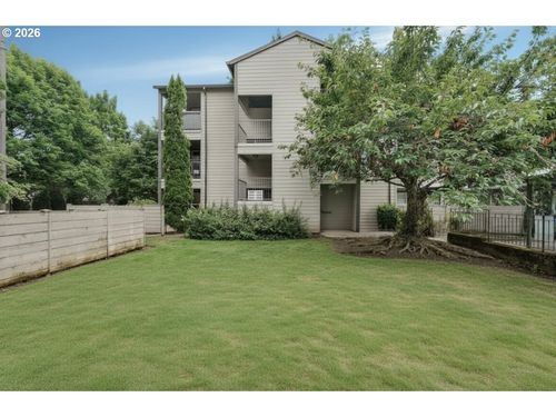 11629 Se Fuller Rd, Milwaukie, OR, 97222-1129 | Card Image