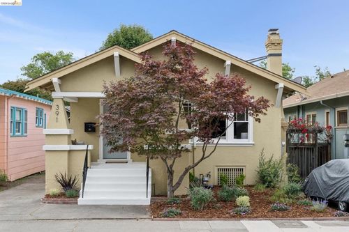 391 51st St, Oakland, CA, 94609-2206 | Card Image