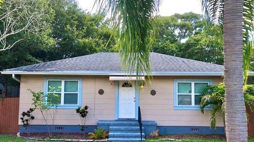 1701 53rd St S, GULFPORT, FL, 33707-4238 | Card Image