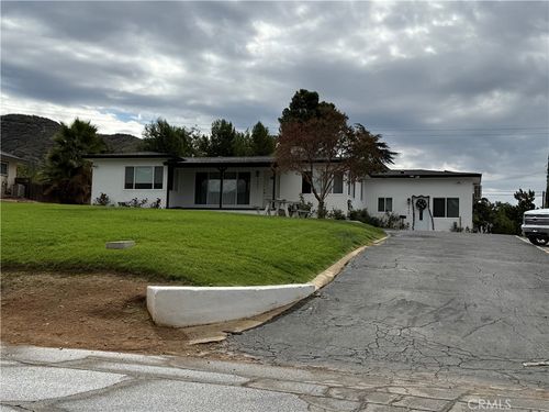 36041 Highland Ave, Yucaipa, CA, 92399-9723 | Card Image