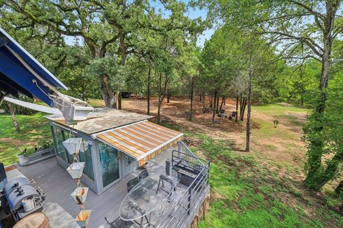 430 Green Valley Dr, Bastrop, TX, 78602-6735 | Card Image