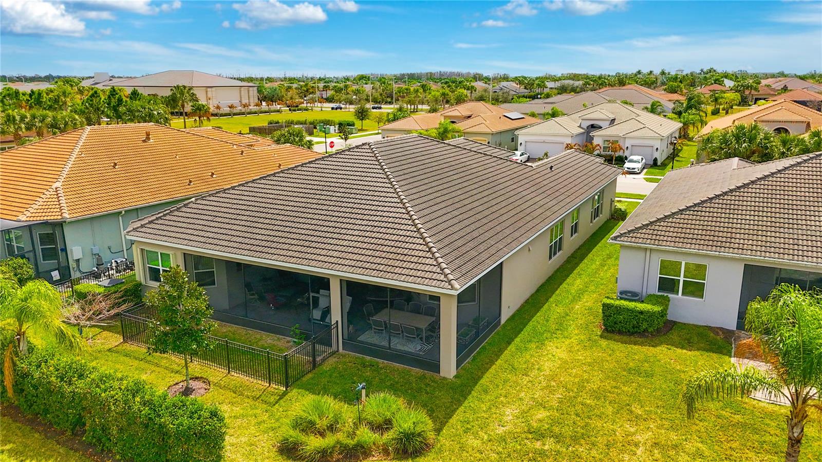 Residential in WIMAUMA 3