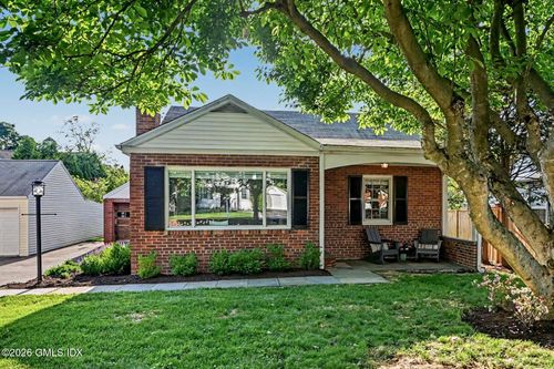 14 Spezzano Dr, Riverside, CT, 06878-1321 | Card Image