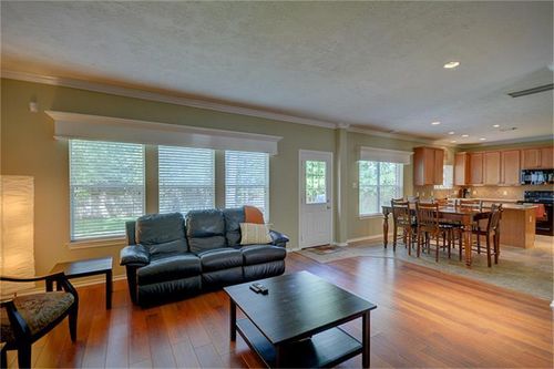 174 E Spindle Tree Cir, The Woodlands, TX, 77382-1476 | Card Image