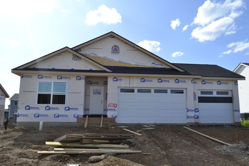 6130 Thor Ave, Davenport, IA, 52807-2155 | Card Image