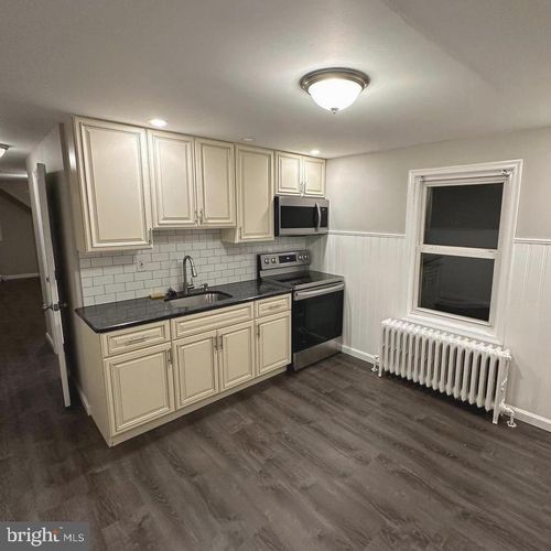 39 Diverty Rd, Pennington, NJ, 08534-5011 | Card Image