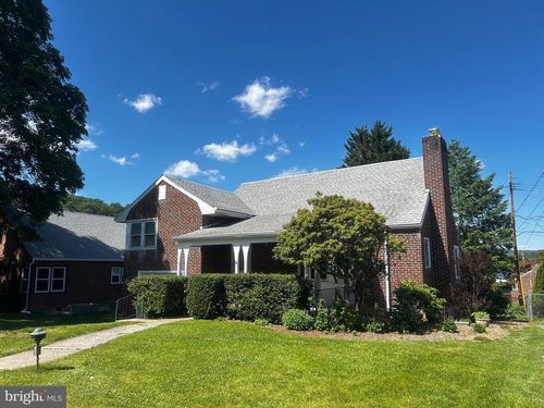 2507 Park St, READING, PA, 19606-1639 | Card Image