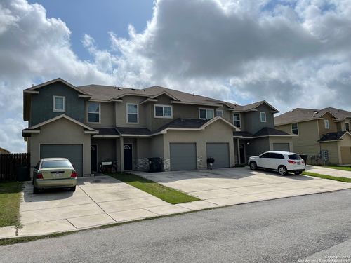 unit-3-16824 Showdown Path, Selma, TX, 78154-4088 | Card Image