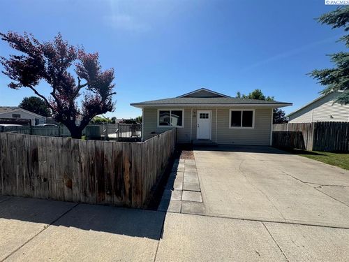 866 Ismo Loop, Sunnyside, WA, 98944-1083 | Card Image