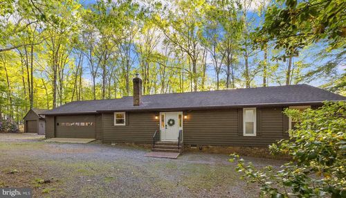 154 Becky Ct, BUMPASS, VA, 23024-4911 | Card Image