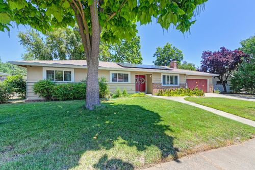 8853 Britland Way, Fair Oaks, CA, 95628 | Card Image
