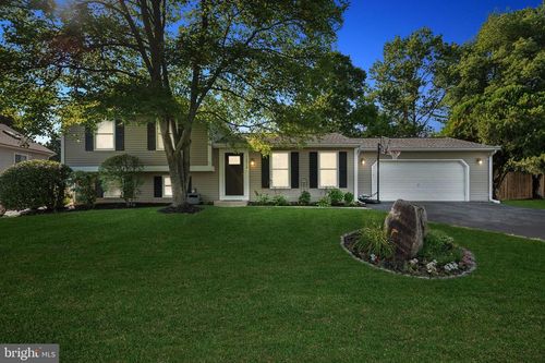 12912 Framingham Ct, HERNDON, VA, 20171-2617 | Card Image