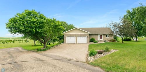 315 6th Ave, Arthur, ND, 58006-7718 | Card Image