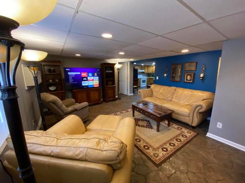 b-1601 Hinkson Ave, Columbia, MO, 65201-7767 | Card Image