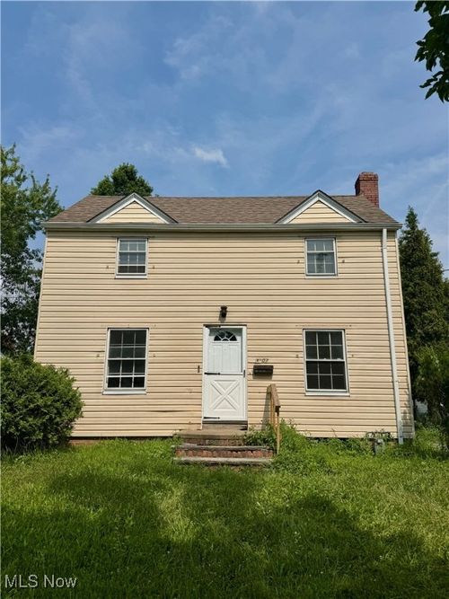 3207 Livingston Rd, Cleveland, OH, 44120-3242 | Card Image
