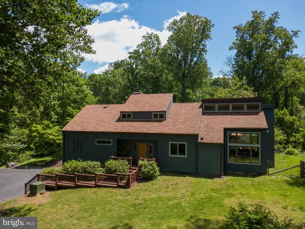 Residential in GLEN MILLS 3