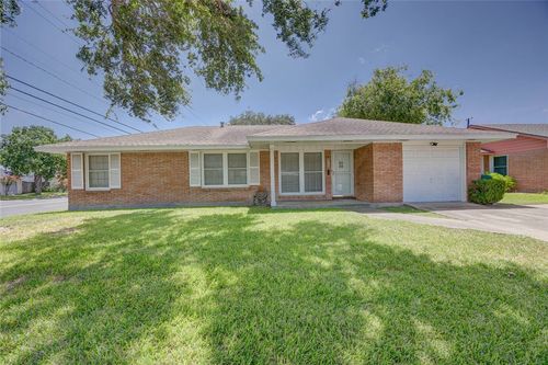 3729 Fort Worth St, Corpus Christi, TX, 78411-2370 | Card Image