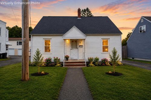 80 Fairlawn Ave, Lewiston, ME, 04240-4130 | Card Image