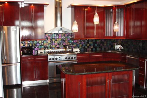 609 Bay Dr, Long Beach, NY, 11561-2411 | Card Image