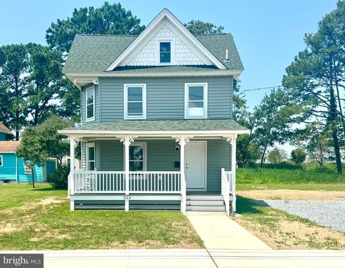 203 N 1st St, CRISFIELD, MD, 21817-1410 | Card Image