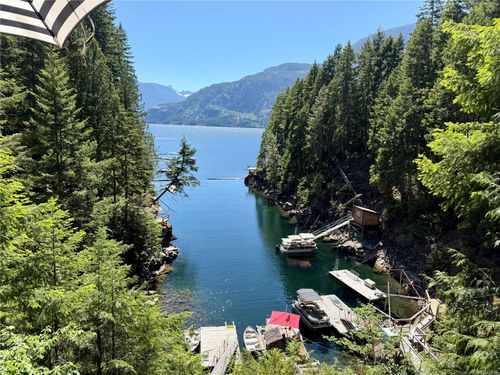 36 Baikie Dr, Campbell River, BC, V9W2C5 | Card Image