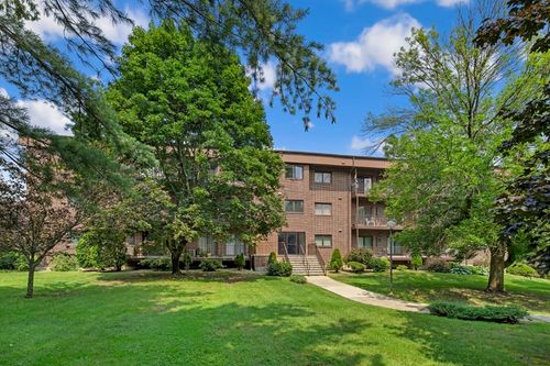 4-7 Ledgewood Way, Peabody, MA, 01960-1351 | Card Image