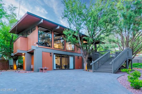 1960 Iris Ln, Sedona, AZ, 86336-4520 | Card Image