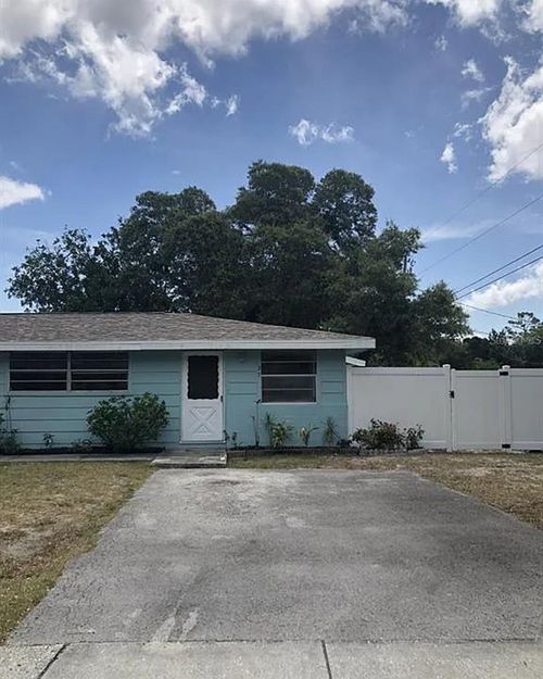 37 Milwaukee Ave, Dunedin, FL, 34698-8408 | Card Image