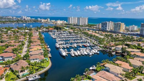 1455 Breakwater Ter, Hollywood, FL, 33019-5020 | Card Image
