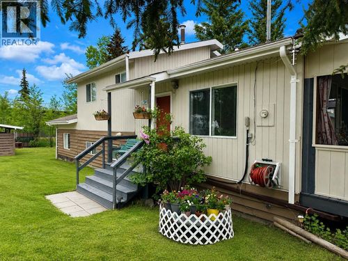 6445 Livingston Rd, 70 Mile House, BC, V0K2K1 | Card Image