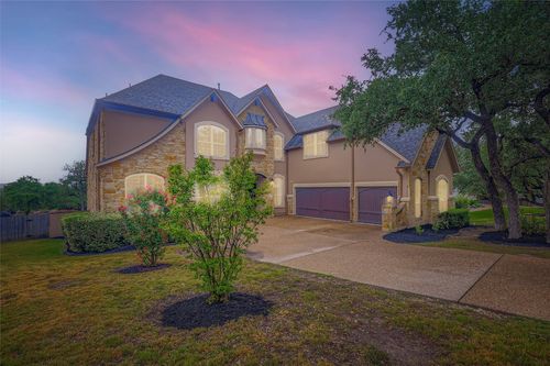 217 Emerald Ridge Dr, Austin, TX, 78732-1234 | Card Image