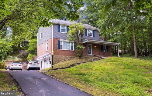 517 W Woodland Ave, SPRINGFIELD, PA, 19064-1646 | Card Image