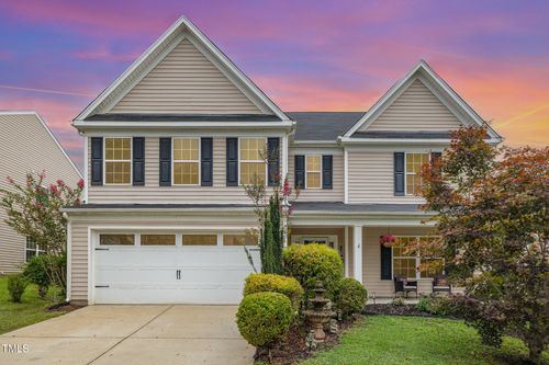 904 Red Oak Tree Dr, Fuquay Varina, NC, 27526-4988 | Card Image