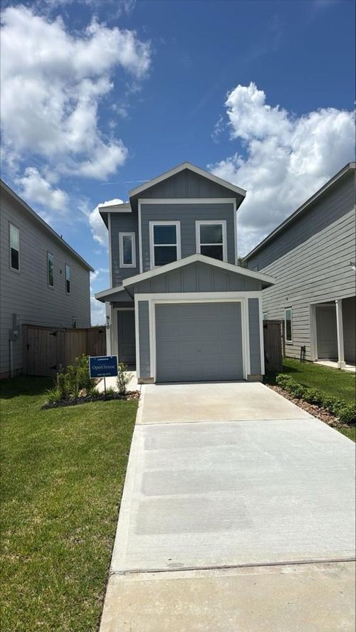 910 Pertuso Ln, Huffman, TX, 77336 | Card Image