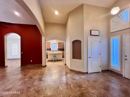 11951 N Cantata Dr, Oro Valley, AZ, 85737-3767 | Card Image