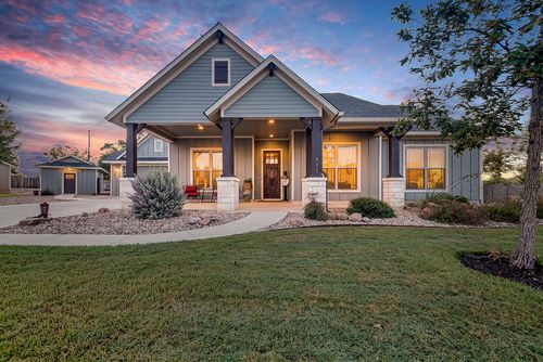 411 Cypress, Fredericksburg, TX, 78624 | Card Image