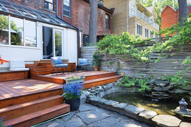 288 Sherbourne St, House attached with 9 bedrooms, 5 bathrooms and null parking in Toronto ON | Image 30