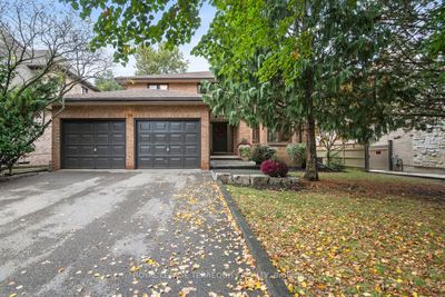 79 Botfield Ave, House other with 4 bedrooms, 4 bathrooms and 6 parking in Etobicoke ON | Image 2