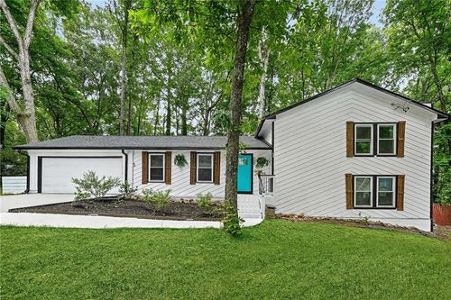 1469 W Rock Ct, Stone Mountain, GA, 30088-3313 | Card Image