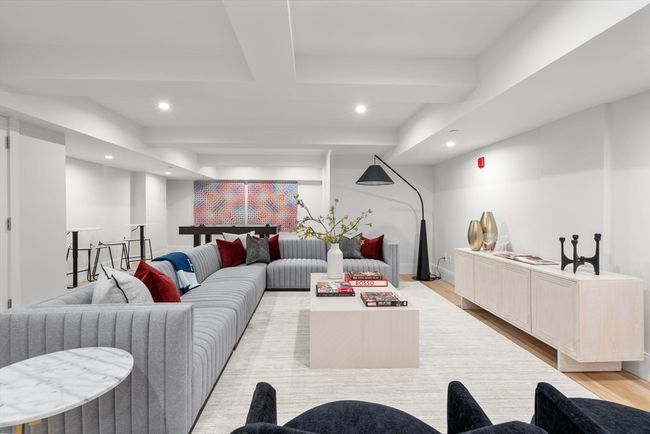 1 - 67 Church St, Condo with 3 bedrooms, 3 bathrooms and null parking in Boston MA | Image 14