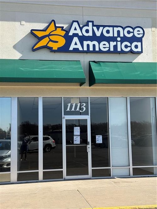 1113 S Main St, Maryville, MO, 64468-2601 | Card Image