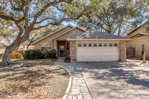 5602 Timber Trace St, San Antonio, TX, 78250-4272 | Card Image
