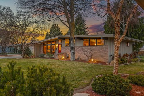 629 Airway Ave, Lewiston, ID, 83501-5111 | Card Image