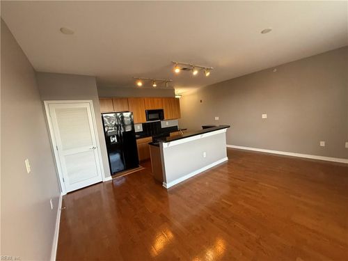 410-388 Boush Street, Norfolk, VA, 23510 | Card Image