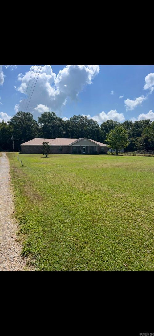 2481 S Pointer Rd, Pine Bluff, AR, 71601-9758 | Card Image