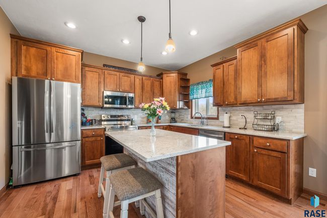 100 Oak Ave, House other with 6 bedrooms, 4 bathrooms and null parking in Crooks SD | Image 12