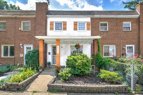 622 Juniata St, LANCASTER, PA, 17602-3737 | Card Image