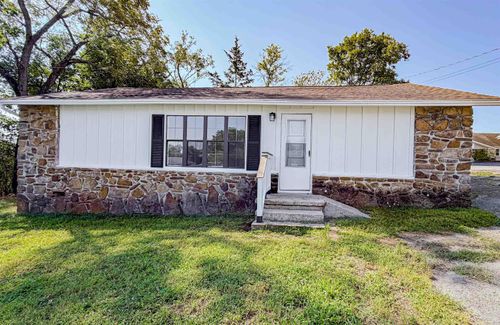 209 Highway 62 W, Yellville, AR, 72687-9270 | Card Image